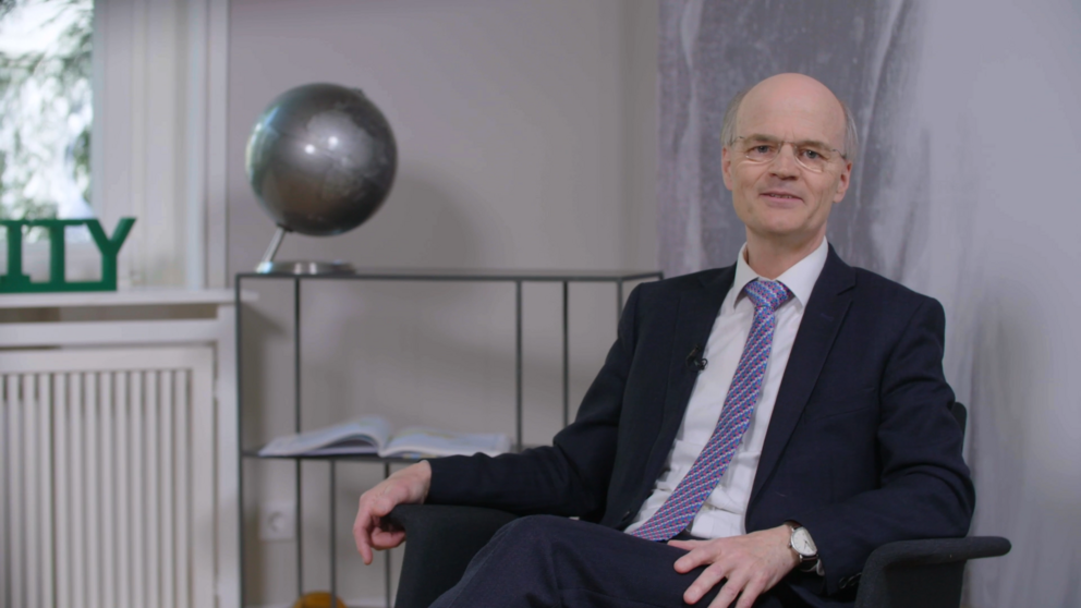 Enno Aufderheide, Generalsekretär der Stiftung, bei der Jahrestagung