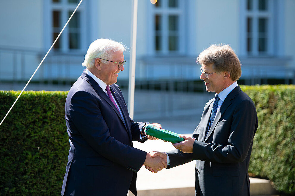 23.06.2022: Jahrestagung der Alexander von Humboldt-Stiftung, Bundespräsident Steinmeier und Stiftungspräsident Hans-Christian Pape