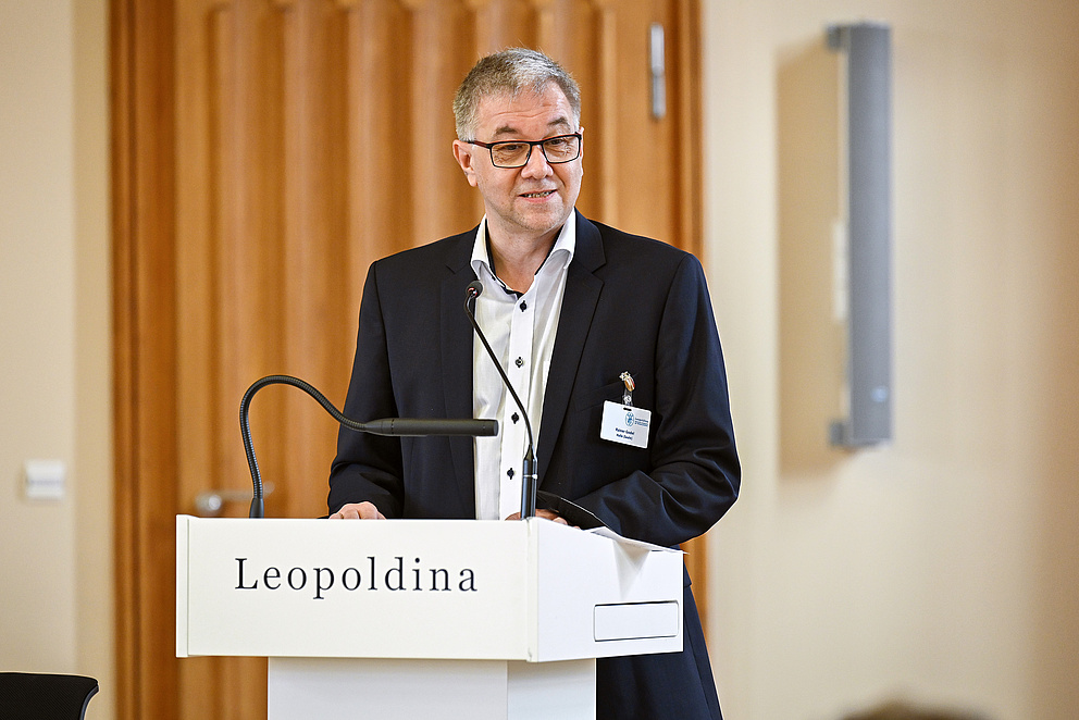 Leopoldina - Podiumsdiskussion zum Thema „Thinking Social Cohesion Locally: Community Responses to Right-Wing Extremism“