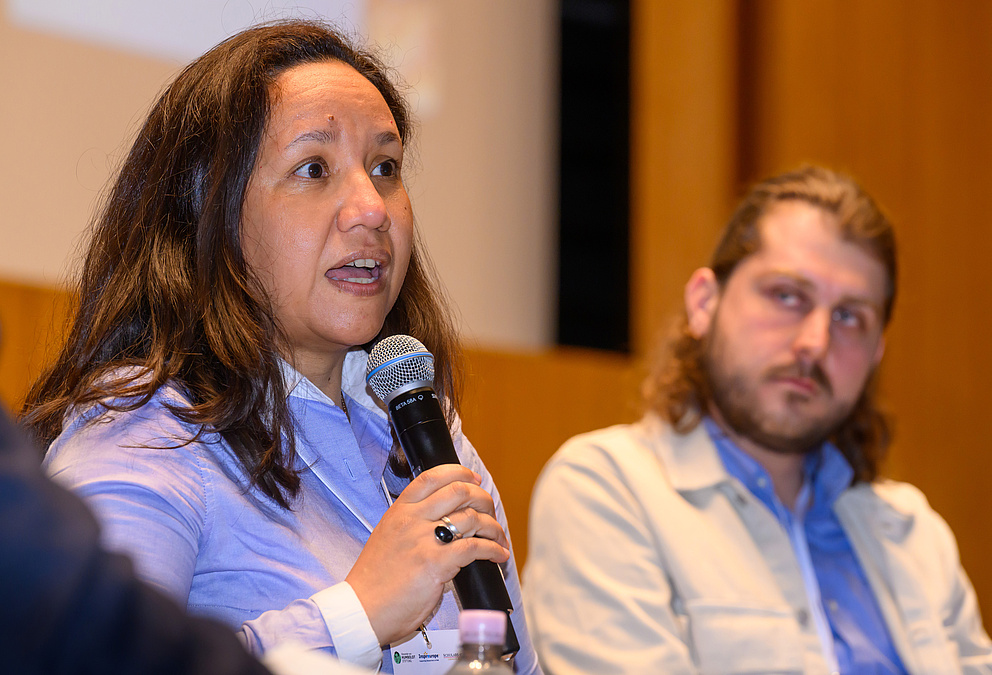 Andreina Garcia Reyes, Paris Institute of Earth Physics; Ahmet Talha Üzümcü, Philipp Schwartz Alumnus, Karlsruhe Institute of Technology (v.l.)