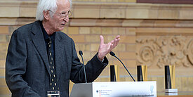 Helmut Schwarz anlässlich der Verleihung der Alexander von Humboldt-Professuren