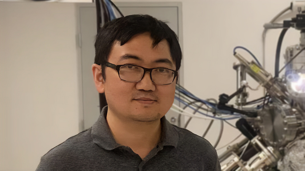 Porträt von Yong P. Chen im Labor