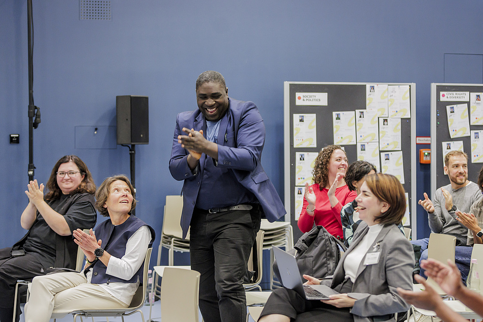 IJP, Communication Lab, 2024