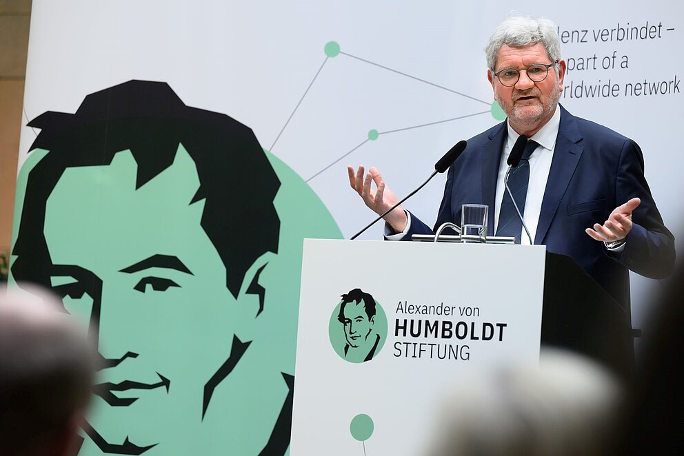 Stiftungspräsident Robert Schlögl bei seiner Amtseinführung in Berlin