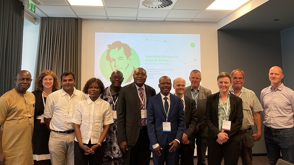 MILF porno aktrisalar katalogi