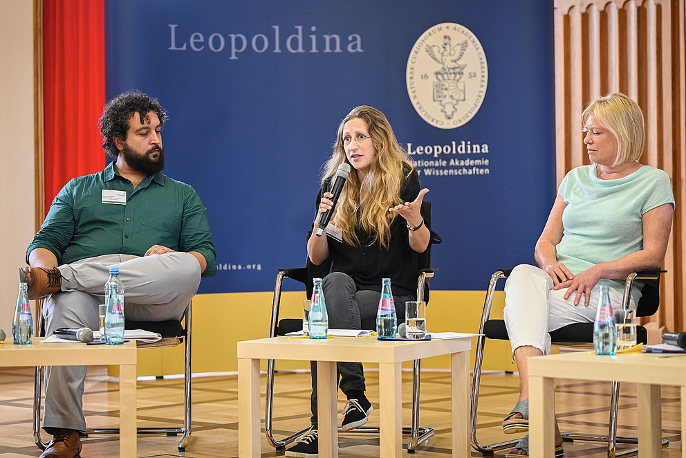 Leopoldina - Podiumsdiskussion zum Thema „Thinking Social Cohesion Locally: Community Responses to Right-Wing Extremism“