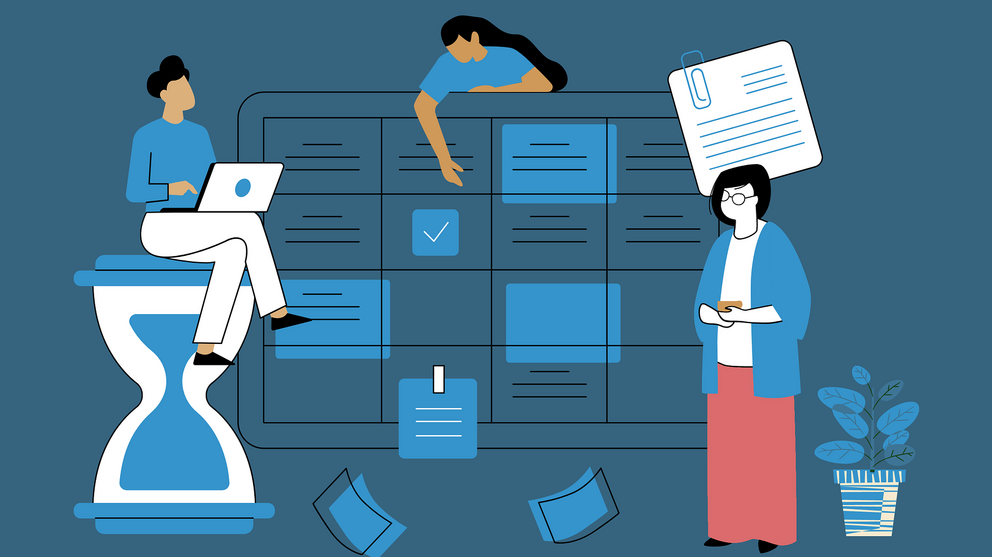 Drei Personen arbeiten mit Zeitmanagement: Eine nutzt einen Laptop, eine andere trägt Dokumente, eine dritte lehnt erschöpft zurück.